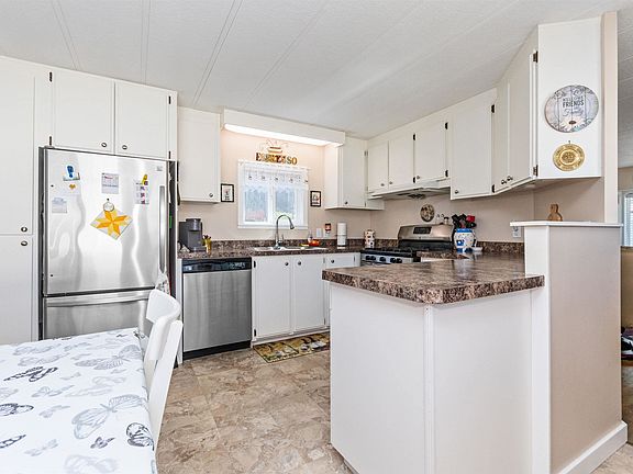 4th image of 62780 Flood Hope Rd #18