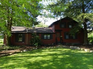6832 Streeter Rd, Mantua, OH 44255