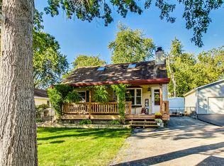 827 S Prairie Rd, New Lenox, IL 60451