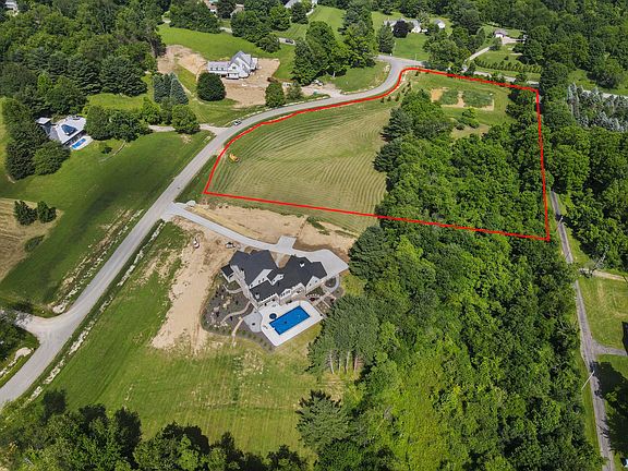 5th image of 110 Sentinel Pond Ln