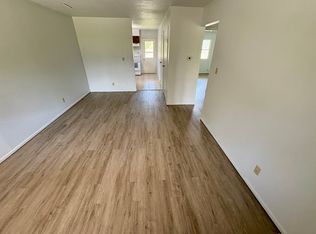 716 E 6th St S #4, Newton, IA 50208