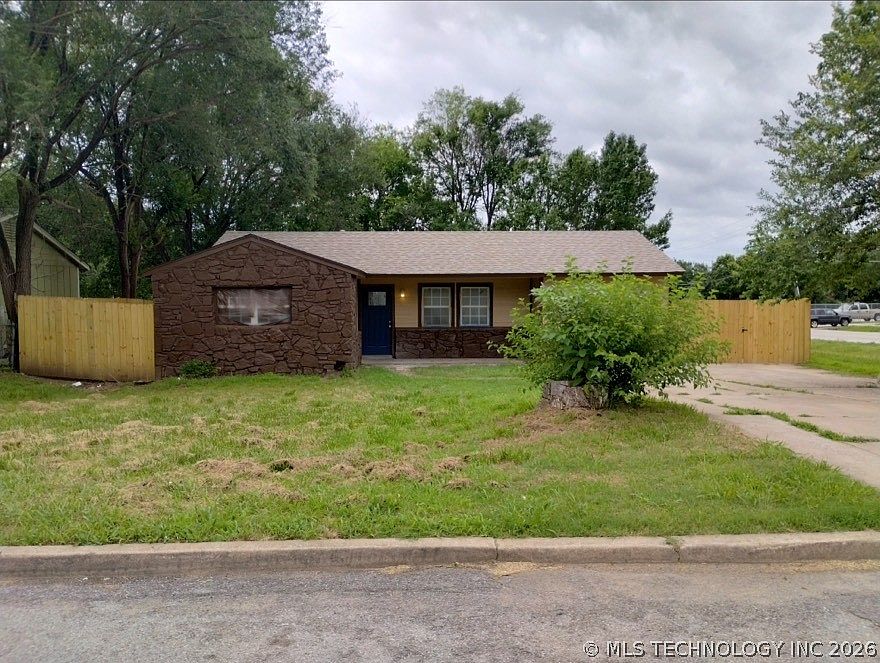 1st image of 204 E 58th St N