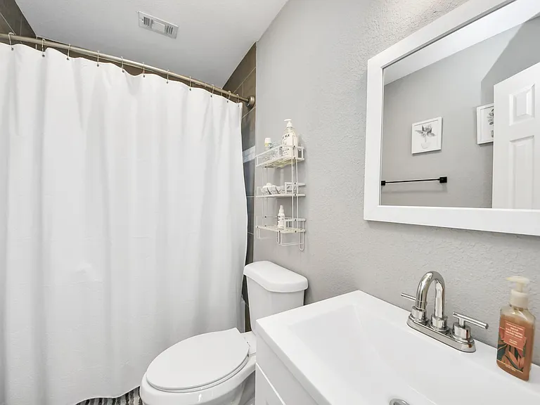 7032 Conley St — Photo 6