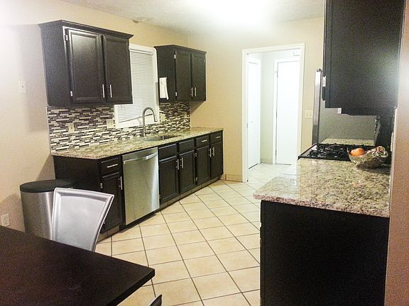 2nd image of 4732 Alexandra Ln