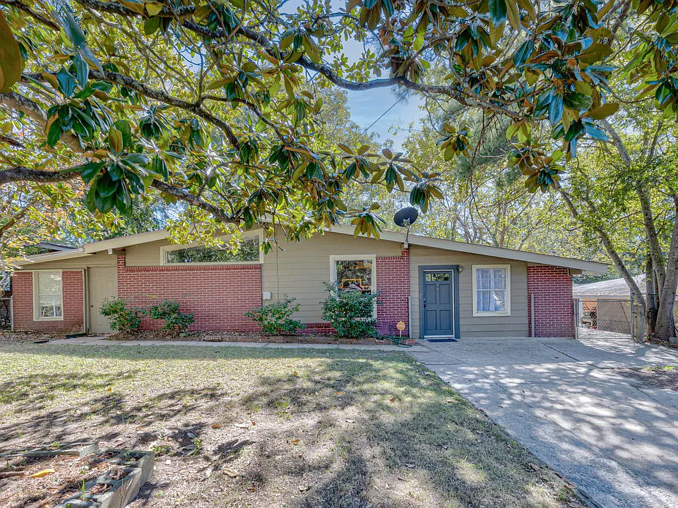 4536 Timothy St
