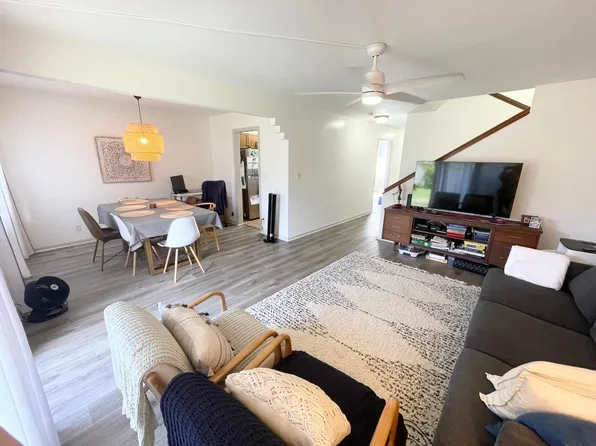 320 Lale St #1301, Kailua, HI 96734