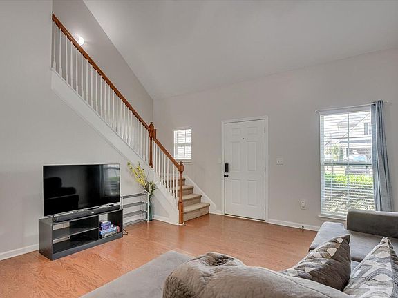 5th image of 3629 Mossland Drive