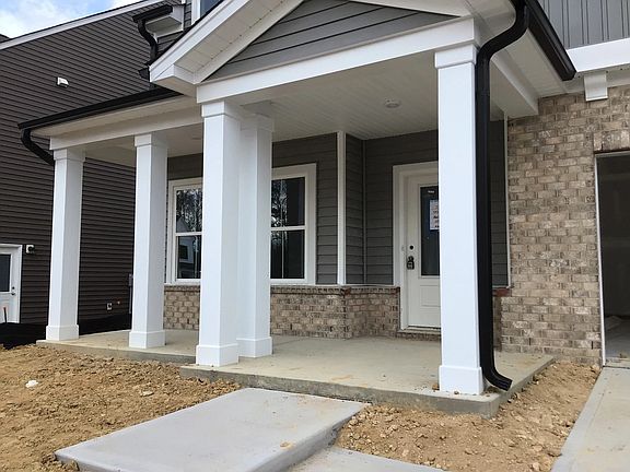 Exterior - Graceful lines and classic charm never fade.