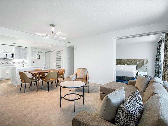 3rd image of 3101 Bayshore Dr #2306
