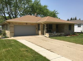 3009 S 94th St, West Allis, WI 53227