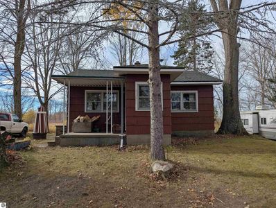 2090 S Green Dr, Au Gres, MI, 48703