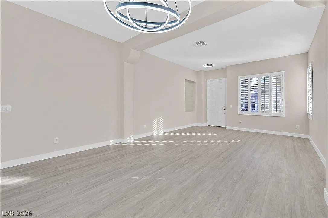 4 bed, 3.0 bath, 2503 sqft, $4,345 — Photo 2