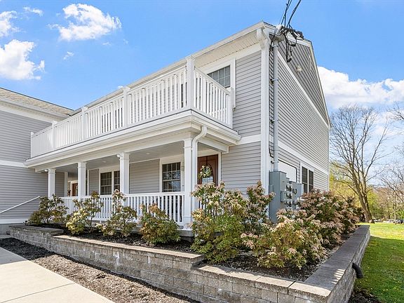 3rd image of 146 Main St #1D