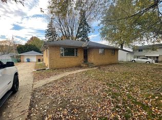 418 S Edward St, Oregon, OH 43616