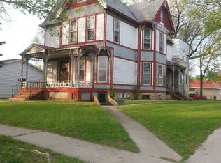 1207 7th St, Nevada, IA 50201