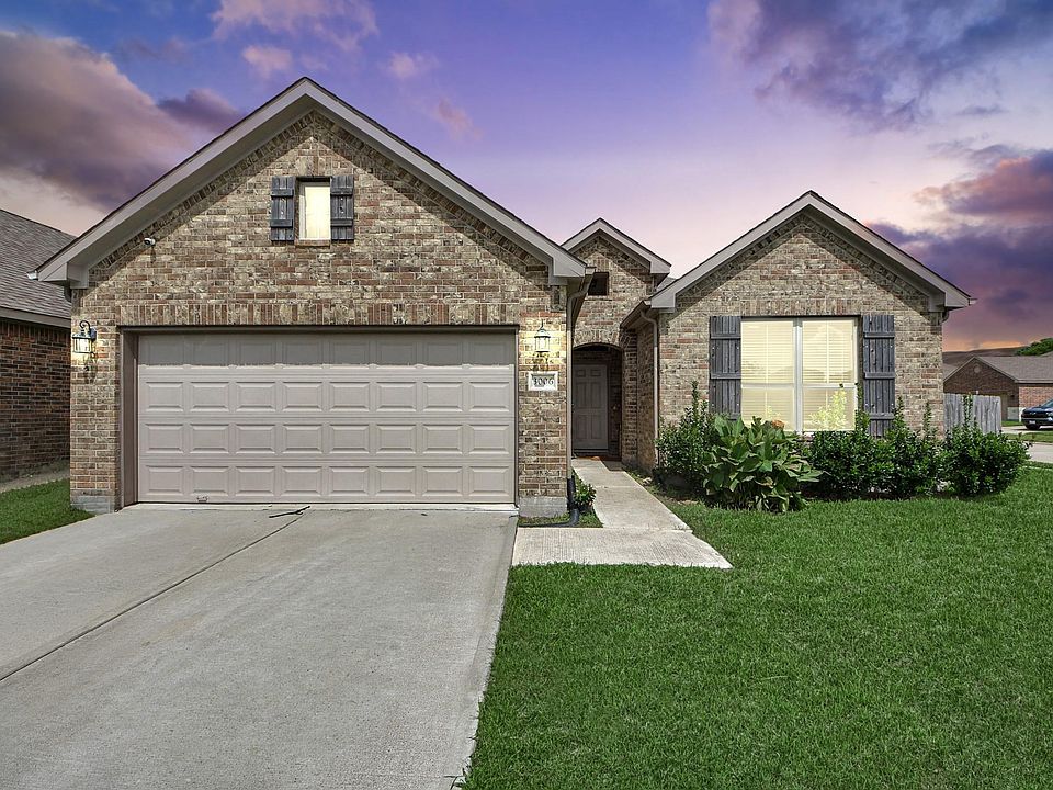 1st image of 3006 Royal Albatross Dr