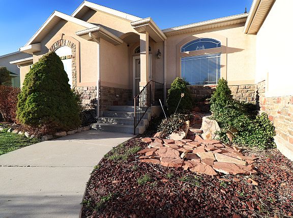 3rd image of 5062 W Wild Acres Dr