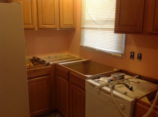 18657 Valade St, Riverview, MI 48193