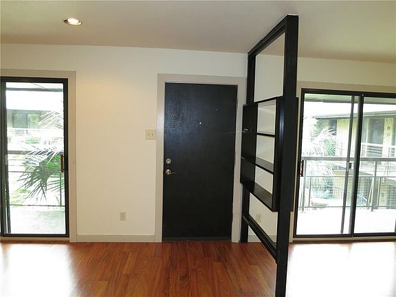 5th image of 4121 Avondale Ave #208