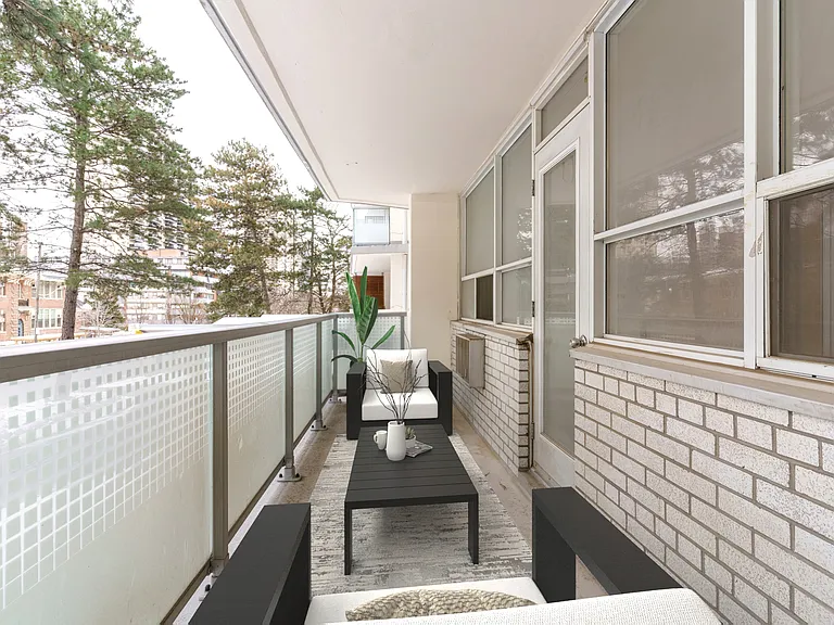33 Erskine Ave — Photo 26