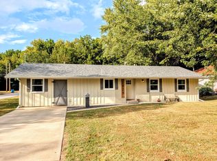 2829 E Monroe Circle, Springfield, MO 65802