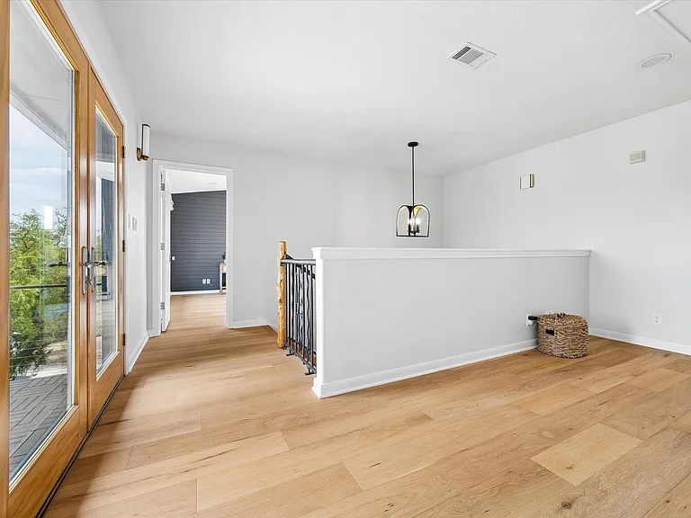 4004 Cloudy Ridge Rd — Photo 17