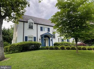 5015 Macomb St NW, Washington, DC