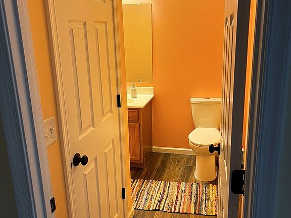 4th image of 854 Merlins Way