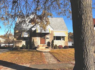 2247 S 21st Ave, Broadview, IL