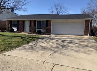 7885 Rustic Woods Dr, Dayton, OH 45424