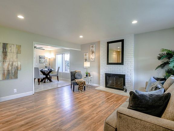 3rd image of 3157 Tristian Ave
