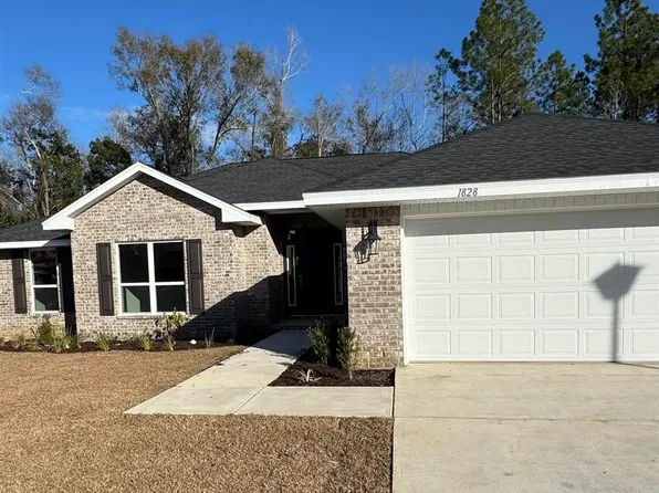 1828 Sunset Maple Rd #18B, Cantonment, FL 32533