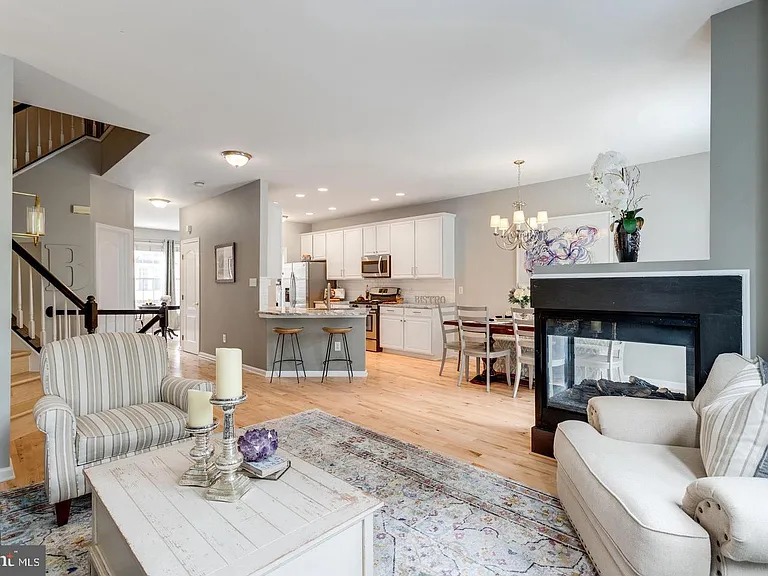 6485 Sutcliffe Dr — Photo 17