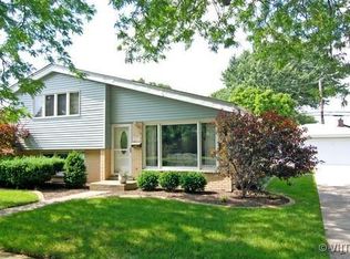 5176 Otto Pl, Oak Lawn, IL 60453