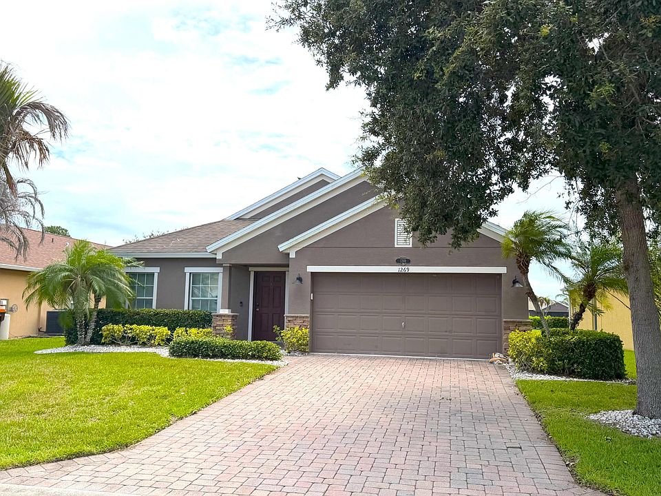 1st image of 1269 SW Lexington Manor SW