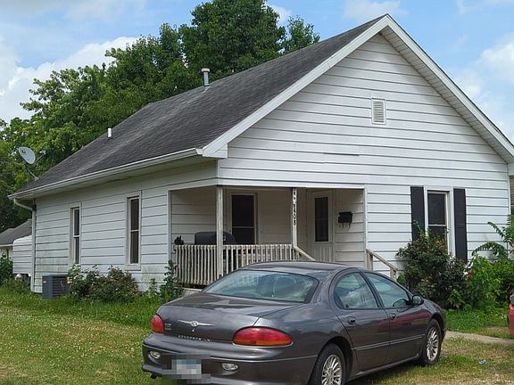 3rd image of 1408 Shelby St