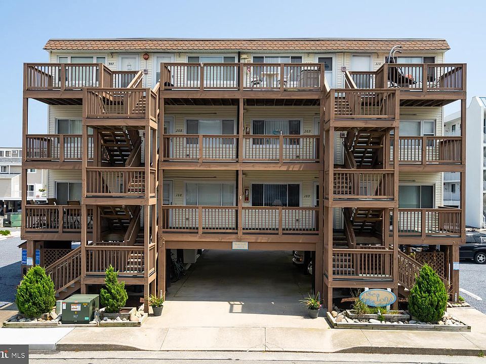 1st image of 12102 Assawoman Dr Unit 109B