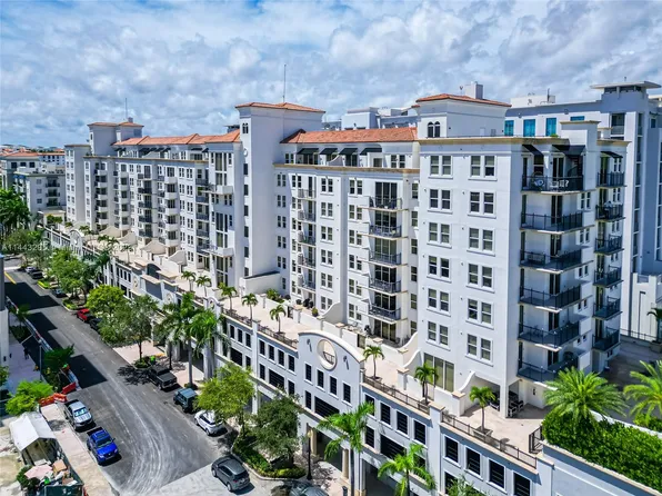 4100 Salzedo St APT 416, Coral Gables, FL 33146