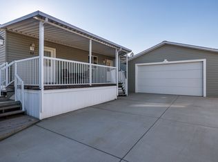 610 Katherine Rd #62, Tsinstikeptum 10, BC V1Z3G2