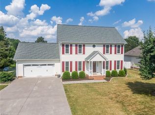 1745 Ammons Dr, Clemmons, NC 27012