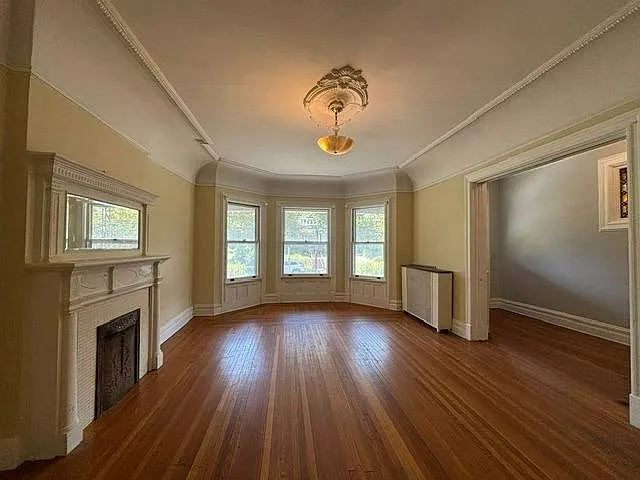 2 bed, 1.0 bath, $1,250 — Photo 1