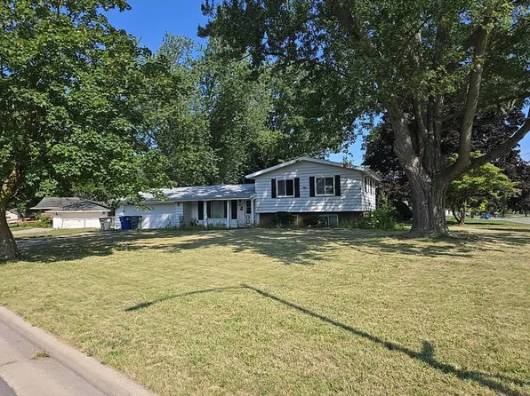 3560 Havenhurst Blvd, Toledo, OH 43614