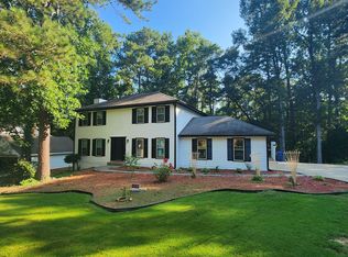 1168 Gwens Trl SW, Lilburn, GA 30047
