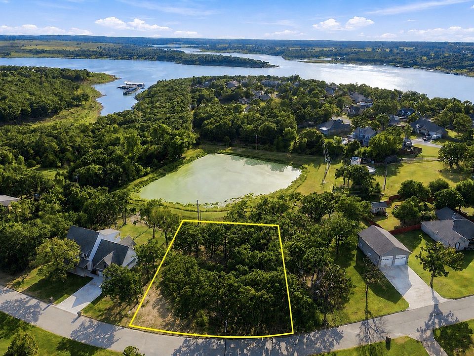 1st image of 207 Craven Dr
