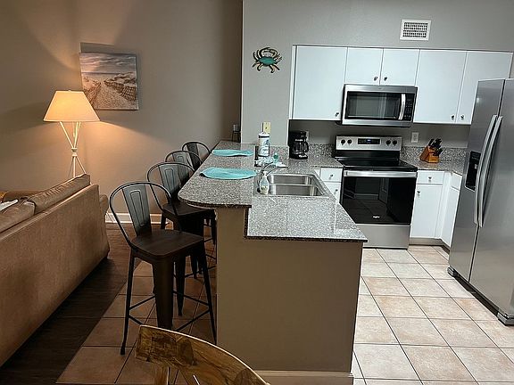 2nd image of 9900 Thomas Dr Unit 1719