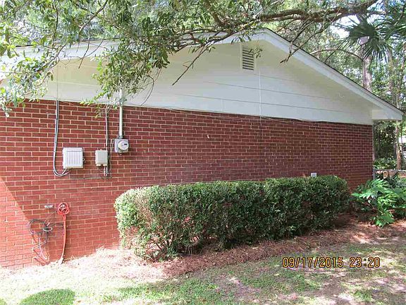 4th image of 1402 Eleanor Dr