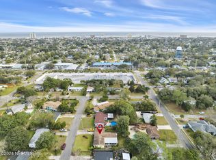 1718 Sable Palm Ln, Jacksonville Beach, FL 32250