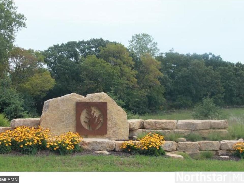2nd image of 12468 Meadow Bluff Trl