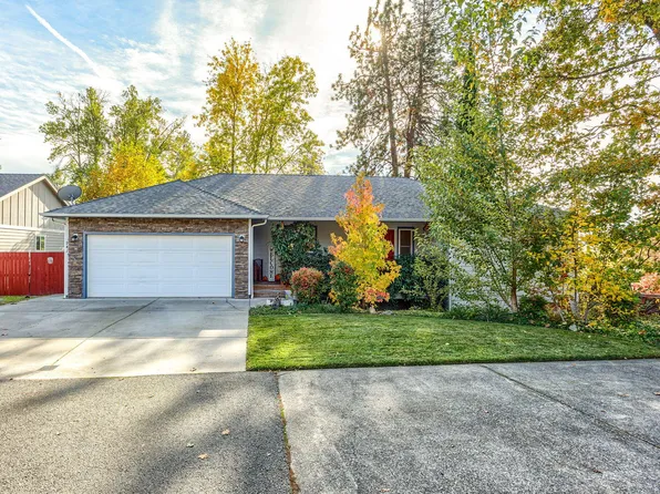 941 Providence Way, Grants Pass, OR 97526