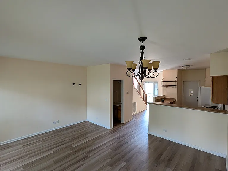 984 Parkhill Cir — Photo 5
